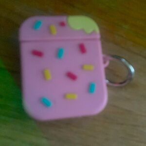 Cupcake AirPod case